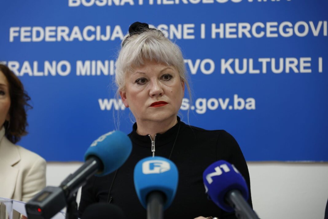 Federalni revizori upozorili: Ministarstvo Sanje Vlaisavljević podijelilo desetine miliona maraka po „subjektivnim procjenama“; posebno sporni projekti u Mostaru – Istraga .ba Federalni revizori upozorili: Ministarstvo Sanje Vlaisavljević podijelilo desetine miliona maraka po „subjektivnim procjenama“; posebno sporni projekti u Mostaru - Istraga .ba