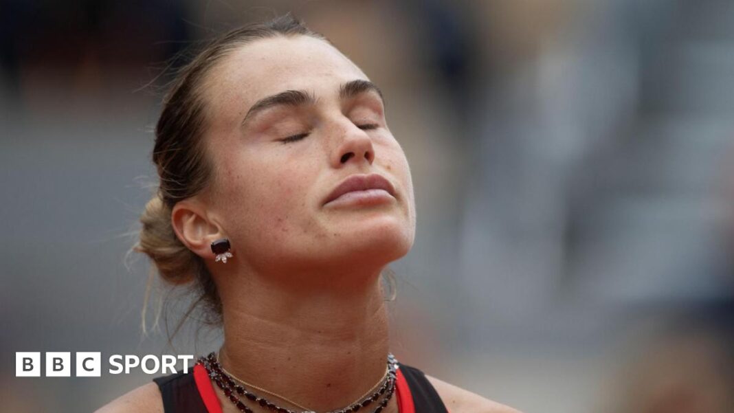 French Open 2026: Aryna Sabalenka vidi da nestaje još jedna Grand Slam šansa nakon poraza Diane Shnaider u Parizu Aryna Sabalenka closes her eyes in disgust during a frustrating French Open quarter-final defeat by Diana Shnaider