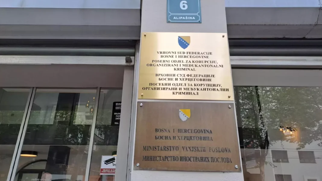 Presuda tužiteljici Jasminki Knežević: Godina zatvora i desetogodišnja zabrana rada u pravosuđu – Istraga .ba Presuda tužiteljici Jasminki Knežević: Godina zatvora i desetogodišnja zabrana rada u pravosuđu - Istraga .ba