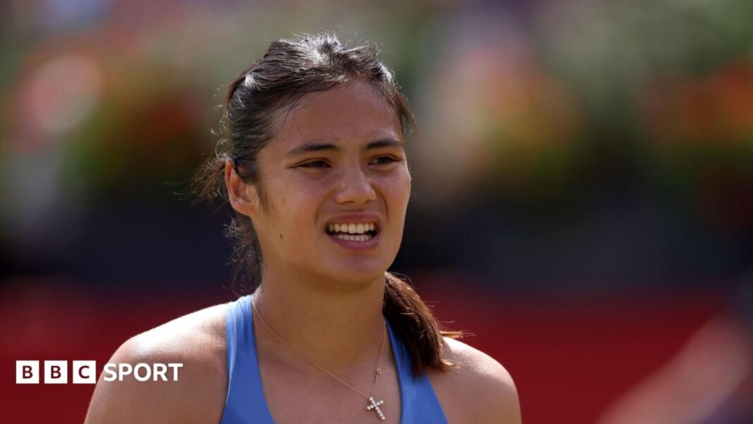 Queen's 2026: Emma Raducanu izgubila od Done Vekić u ženskom finalu Emma Raducanu reacts
