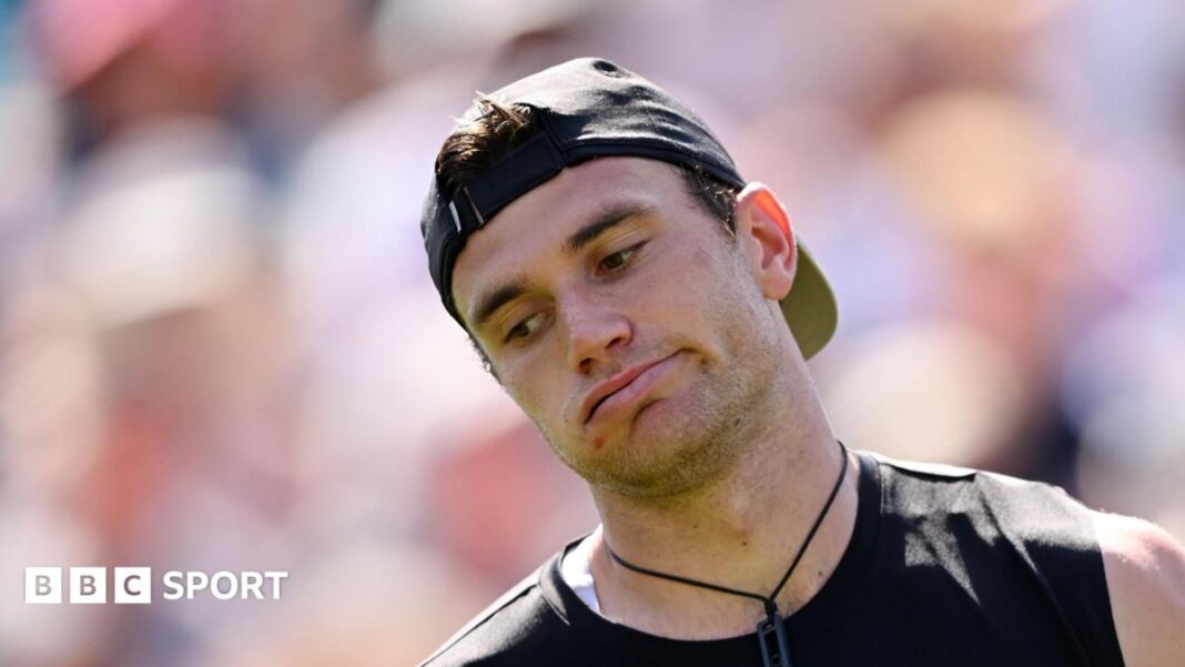 Wimbledon 2026: Jack Draper se povukao dan prije meča prvog kola jer se borba s povredama nastavlja Jack Draper reacts during a match at Eastbourne