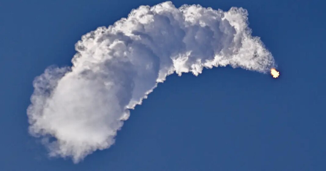 Dio rakete SpaceX-a srušit će se na Mjesec i stvoriti novi krater Dio rakete SpaceX-a srušit će se na Mjesec i stvoriti novi krater