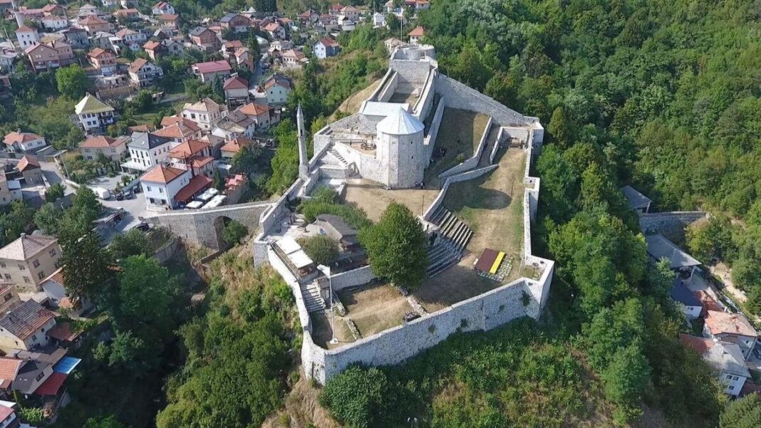 NEIMARI IZ SJENE: Uloga derviša i sufizma u stvaranju bosanskog muslimanskog društva NEIMARI IZ SJENE: Uloga derviša i sufizma u stvaranju bosanskog muslimanskog društva