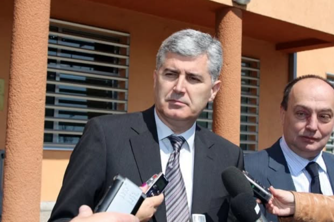 Od Lijanovića do Rimca: Čoviću pravosuđe služi za obračun sa hrvatskom opozicijom, najdraže mu je uoči izbora – Istraga .ba Od Lijanovića do Rimca: Čoviću pravosuđe služi za obračun sa hrvatskom opozicijom, najdraže mu je uoči izbora - Istraga .ba