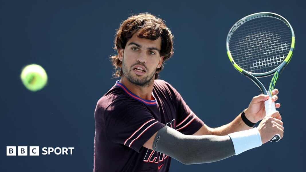US Open 2026: Carlos Alcaraz igra protiv Romana Safiullina, Novaka Đokovića, Aryne Sabalenke i Arthur Fery saznaje protivnike u prvom kolu žrijeba u New Yorku Carlos Alcaraz practises at the 2026 US Open