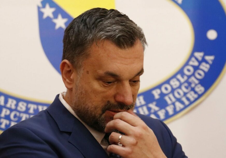 Naknadna pamet šefa diplomatije: Konaković u bh. ambasadu u Srbiju poslao 90 posto Srba – Istraga .ba Naknadna pamet šefa diplomatije: Konaković u bh. ambasadu u Srbiju poslao 90 posto Srba - Istraga .ba