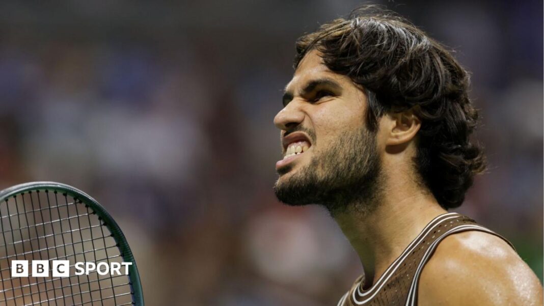 Rezultati US Opena 2026.: Carlos Alcaraz uzvraća kako bi pobijedio Jaimea Faria dok se vraćanje povrede u New Yorku nastavlja Carlos Alcaraz celebrates at the 2026 US Open