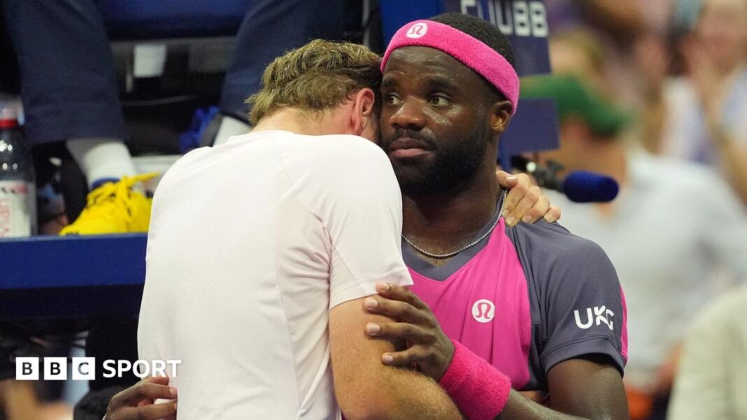 Rezultati US Opena 2026: Francis Tiafoe pobijedio Alexa Michelsena nakon dva seta i brejka Frances Tiafoe consoles Alex Michelsen