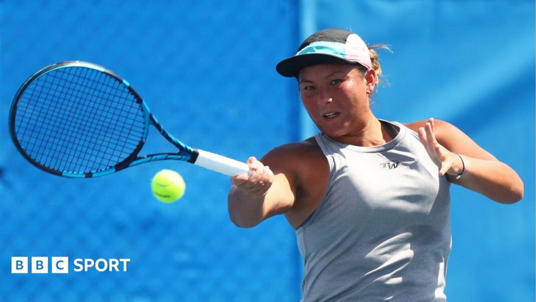 Tenis: Američki sud odbacio je posljednju pravnu ponudu britanske igračice Tare Moore zbog zabrane dopinga Tara Moore hits a shot