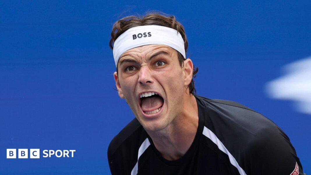 US Open 2026: Zašto je nekoliko vodećih muških kandidata palo u Njujorku – i zašto je ženski žreb stabilniji Taylor Fritz reacts