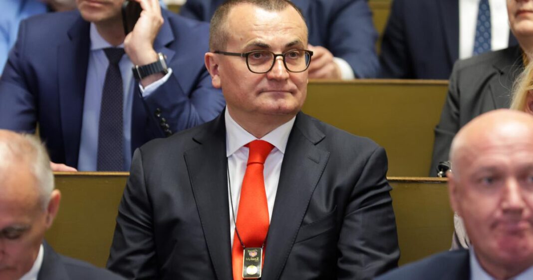 Canjuga je bio u pravu 1998. HDZ je zaustavio hrvatsku haraju Canjuga je bio u pravu 1998. HDZ je zaustavio hrvatsku haraju